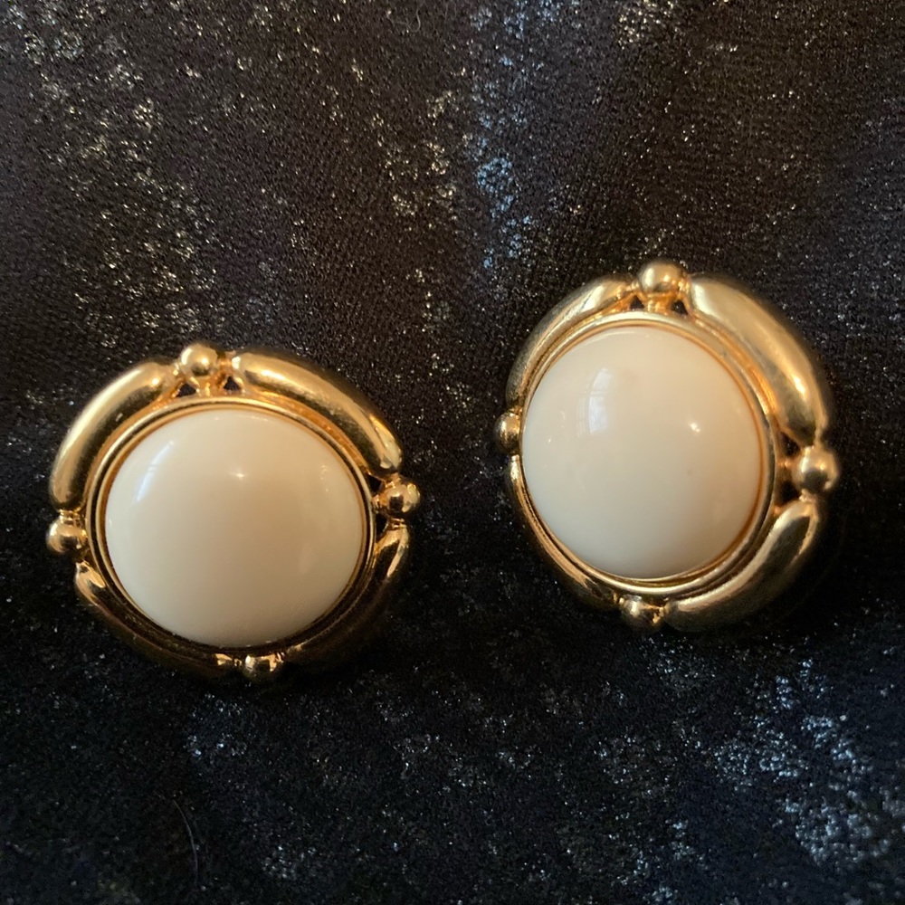 CLIP ON EARRINGS